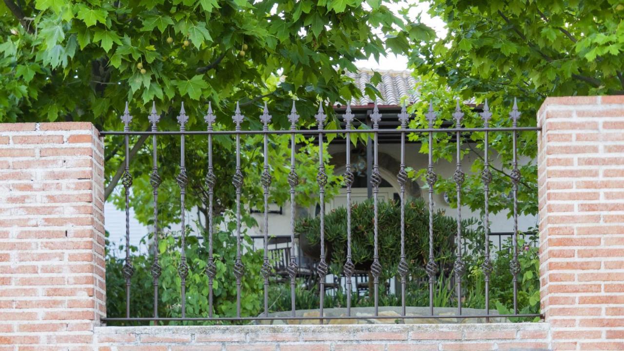 Villa Las Tres Hermanas Albarreal De Tajo By Toledo Ap ภายนอก รูปภาพ