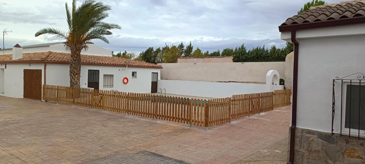 Villa Las Tres Hermanas Albarreal De Tajo By Toledo Ap ภายนอก รูปภาพ